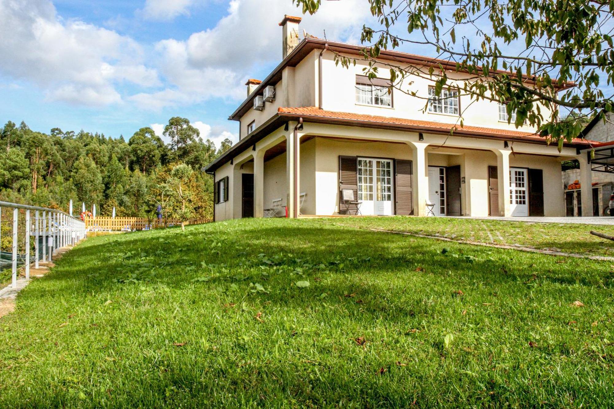 Martins House Quartos Arouca Exterior photo